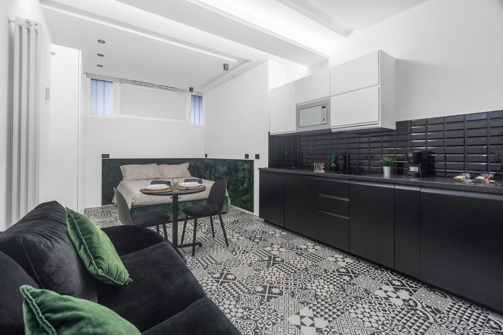 Pag60 -Crescenzago-Luxury Green House Милано Екстериор снимка